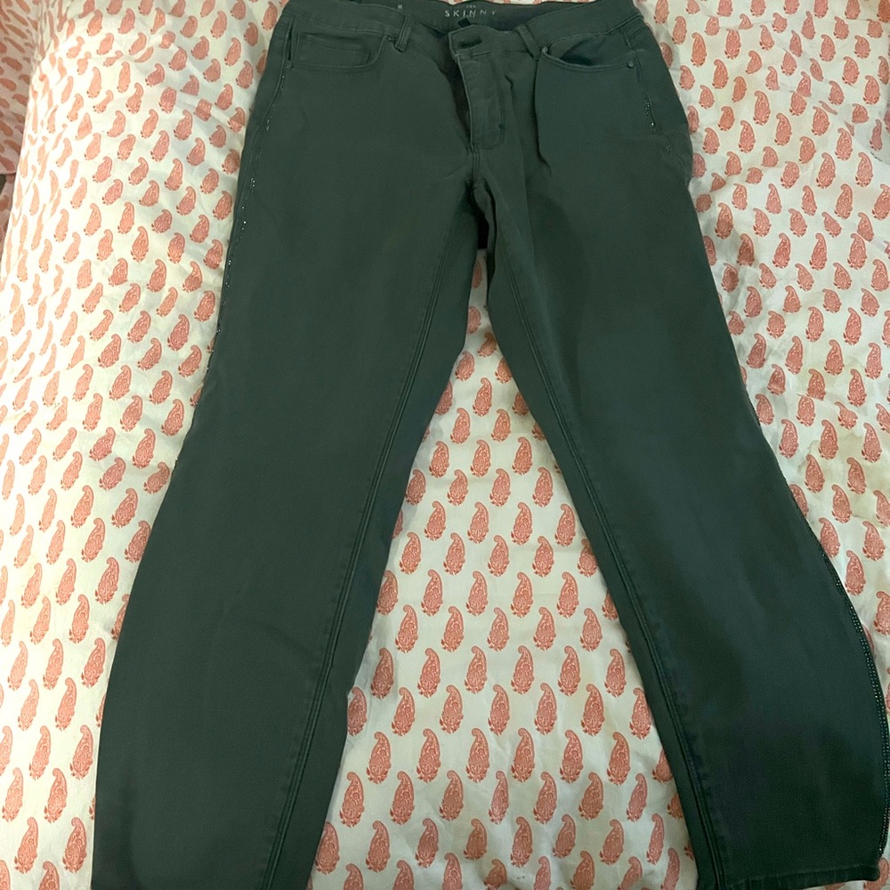 White House black market skinny pants size 8